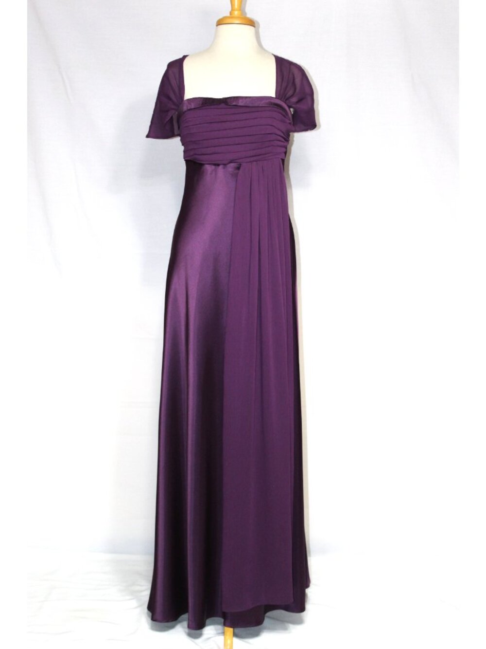 NWOT Cinderella Design #7302- Soft Satin Mother Of The Bride Dress-Size 3X-PLUM